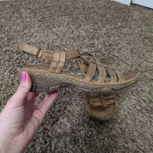 B.O.C Born brown strappy sandals - Picture 9 of 9